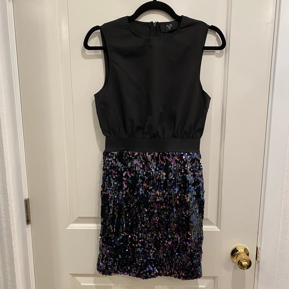 NWT! AX Paris Mini Dress with Sequins Skirt / size US 6 / UK10